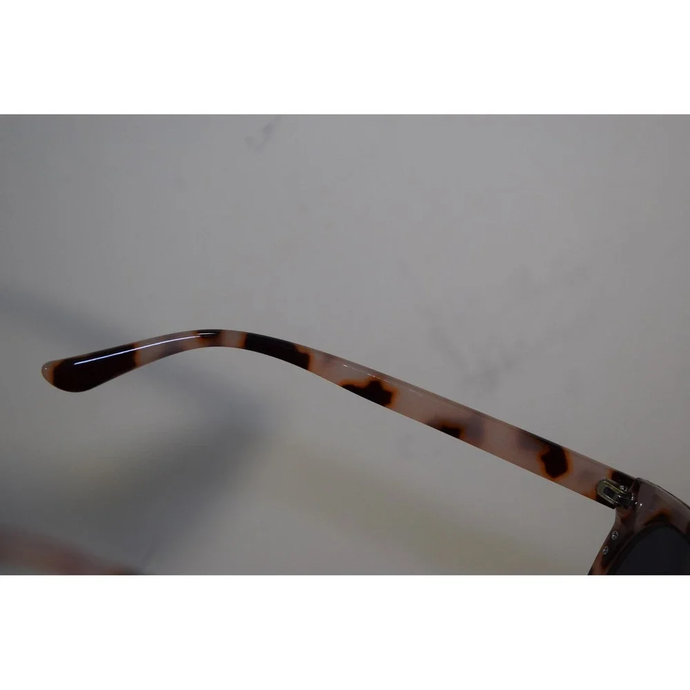 J Crew Womens Pink Tortoise Shell Round Sunglasses with Gold Metal Bridge